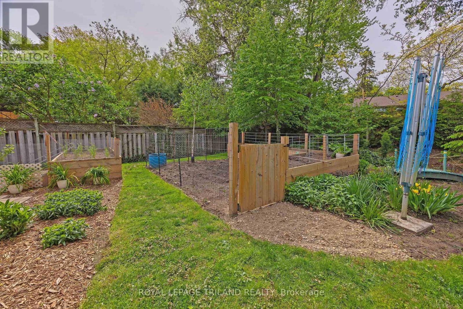 557 Inverness Avenue, London North (North P), Ontario  N6H 5R3 - Photo 36 - X13177422