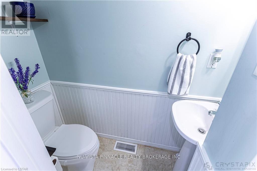 7 Ranchwood Crescent, London North (North F), Ontario  N6G 3A1 - Photo 11 - X13177428