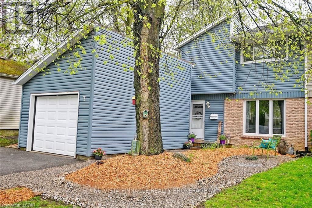 7 Ranchwood Crescent, London North (North F), Ontario  N6G 3A1 - Photo 2 - X13177428