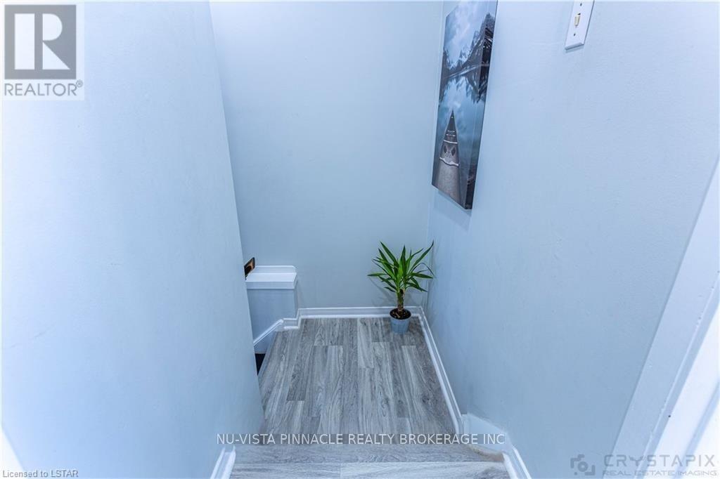7 Ranchwood Crescent, London North (North F), Ontario  N6G 3A1 - Photo 21 - X13177428
