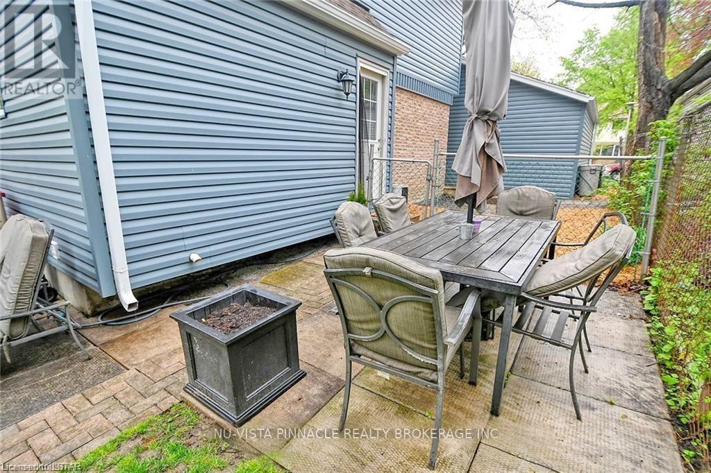 7 Ranchwood Crescent, London North (North F), Ontario  N6G 3A1 - Photo 34 - X13177428