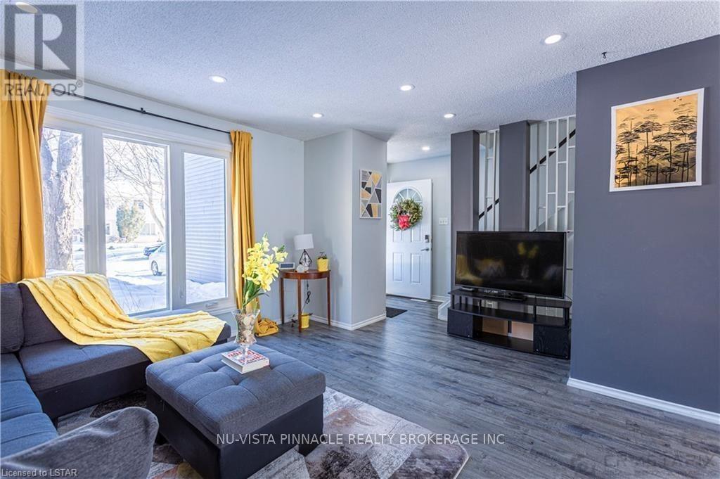 7 Ranchwood Crescent, London North (North F), Ontario  N6G 3A1 - Photo 6 - X13177428
