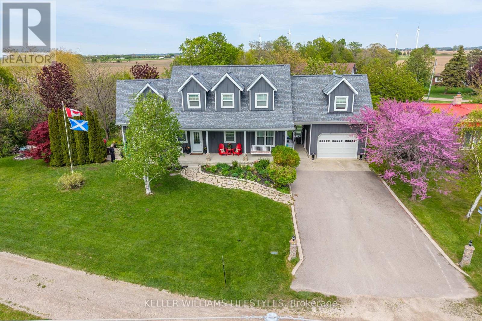 73028 Denise Court, Bluewater (Zurich), Ontario  N0M 2T0 - Photo 2 - X13177432