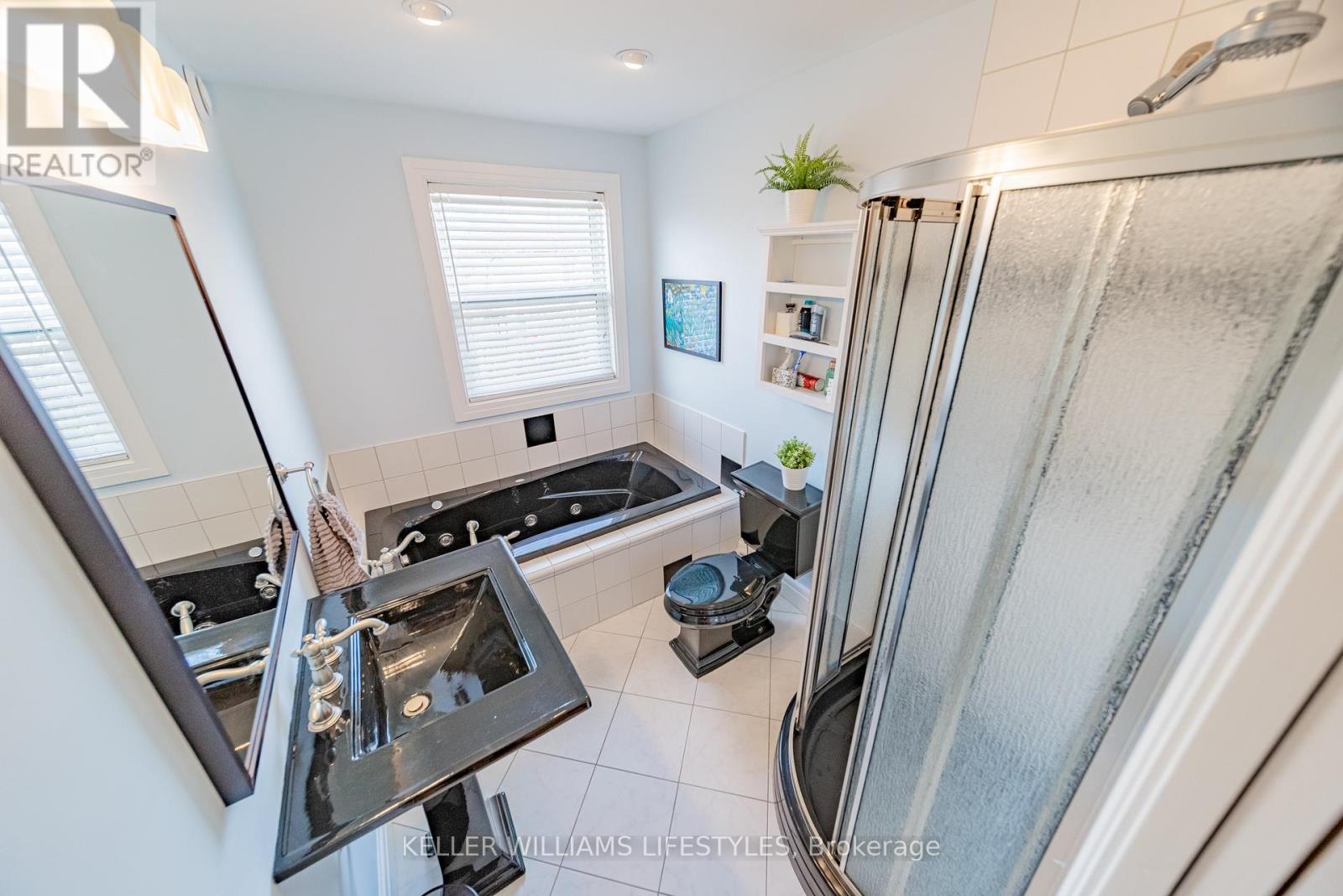 73028 Denise Court, Bluewater (Zurich), Ontario  N0M 2T0 - Photo 37 - X13177432