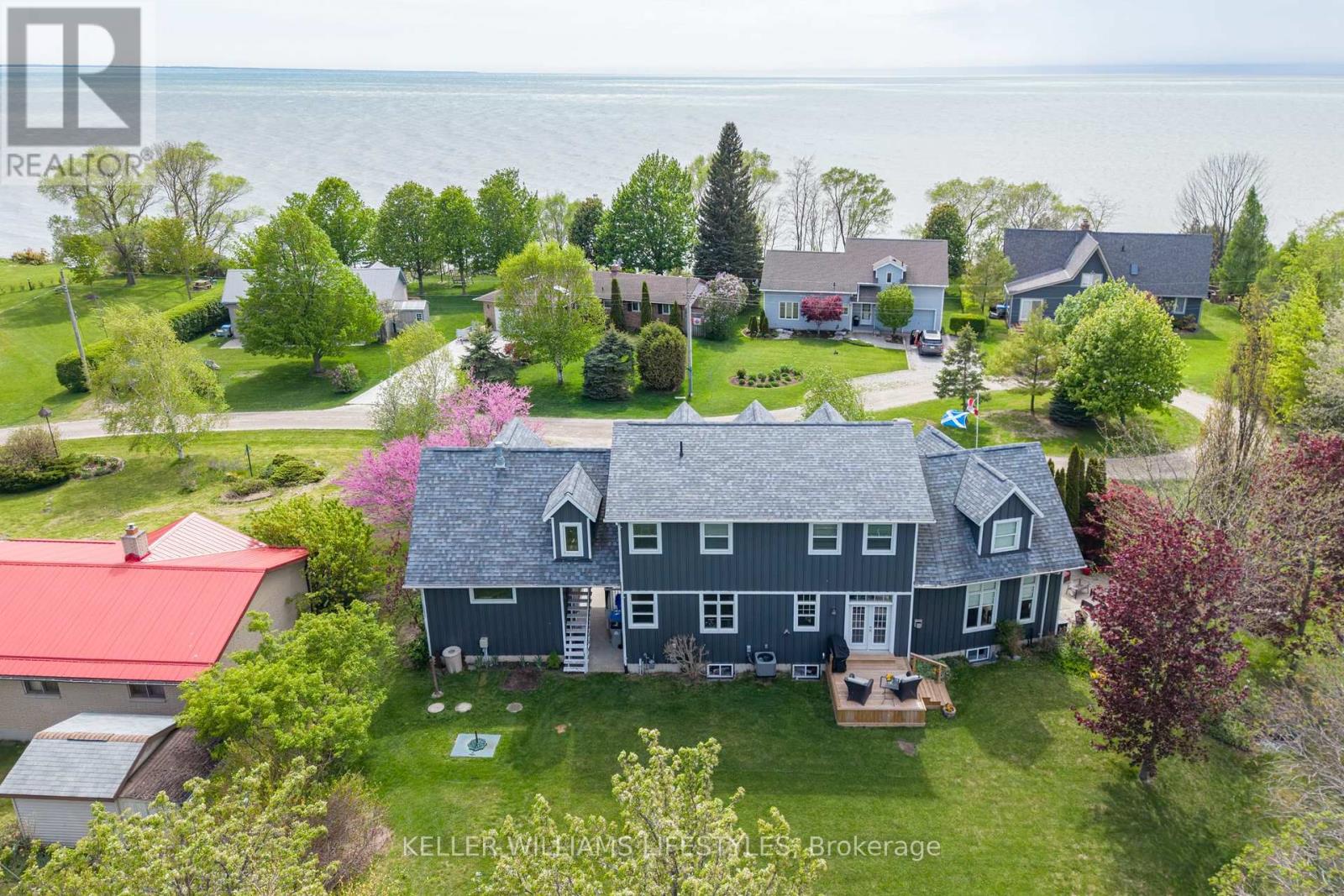 73028 Denise Court, Bluewater (Zurich), Ontario  N0M 2T0 - Photo 47 - X13177432