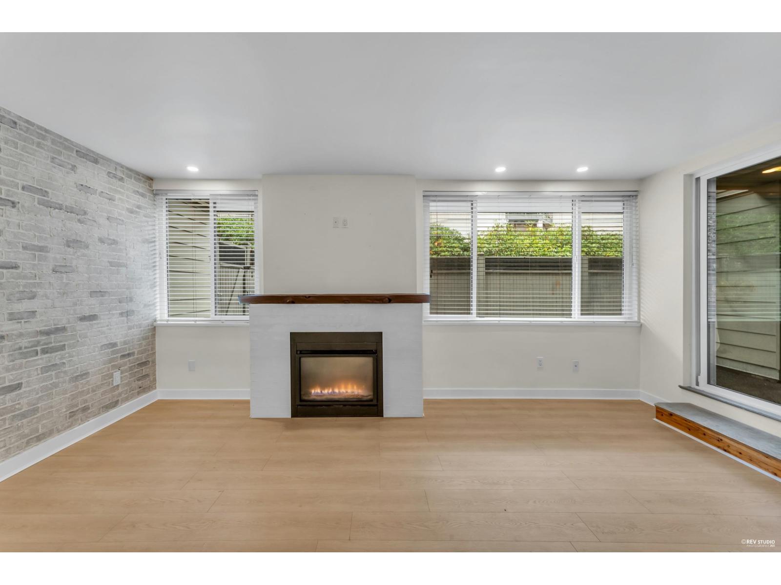 110 15282 19 Avenue, Surrey, British Columbia  V4A 1X6 - Photo 3 - R3128308