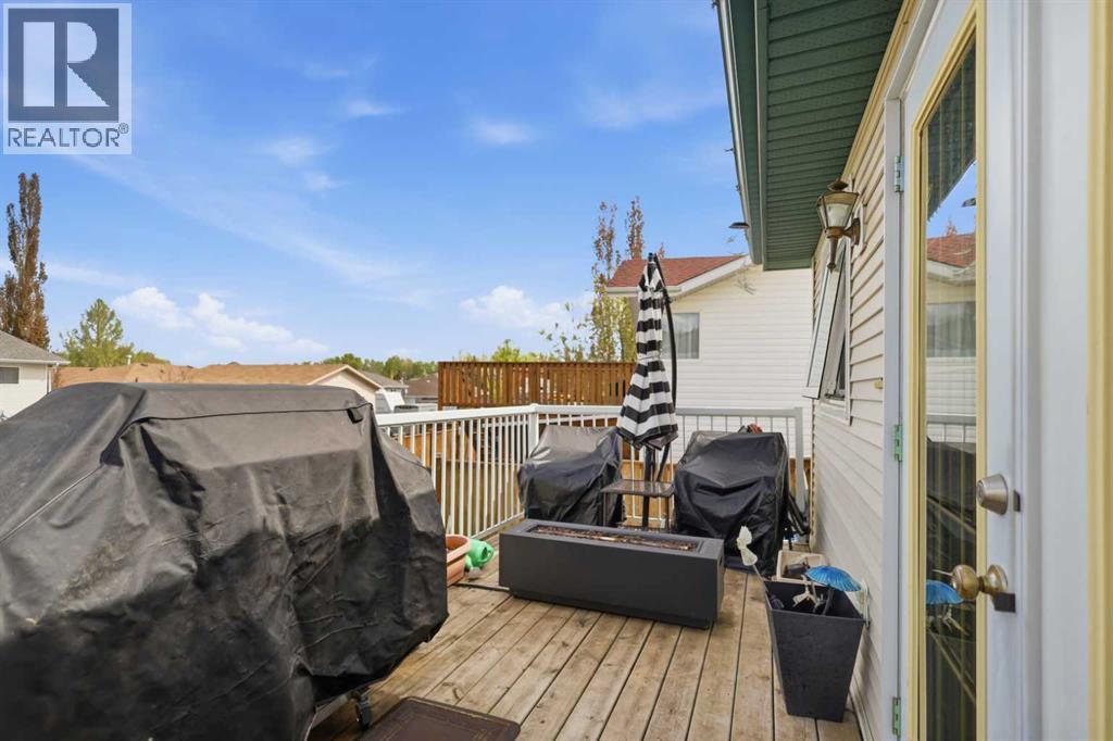 16 Peterson Way, Sylvan Lake, Alberta  T4S 1W8 - Photo 28 - A2314497