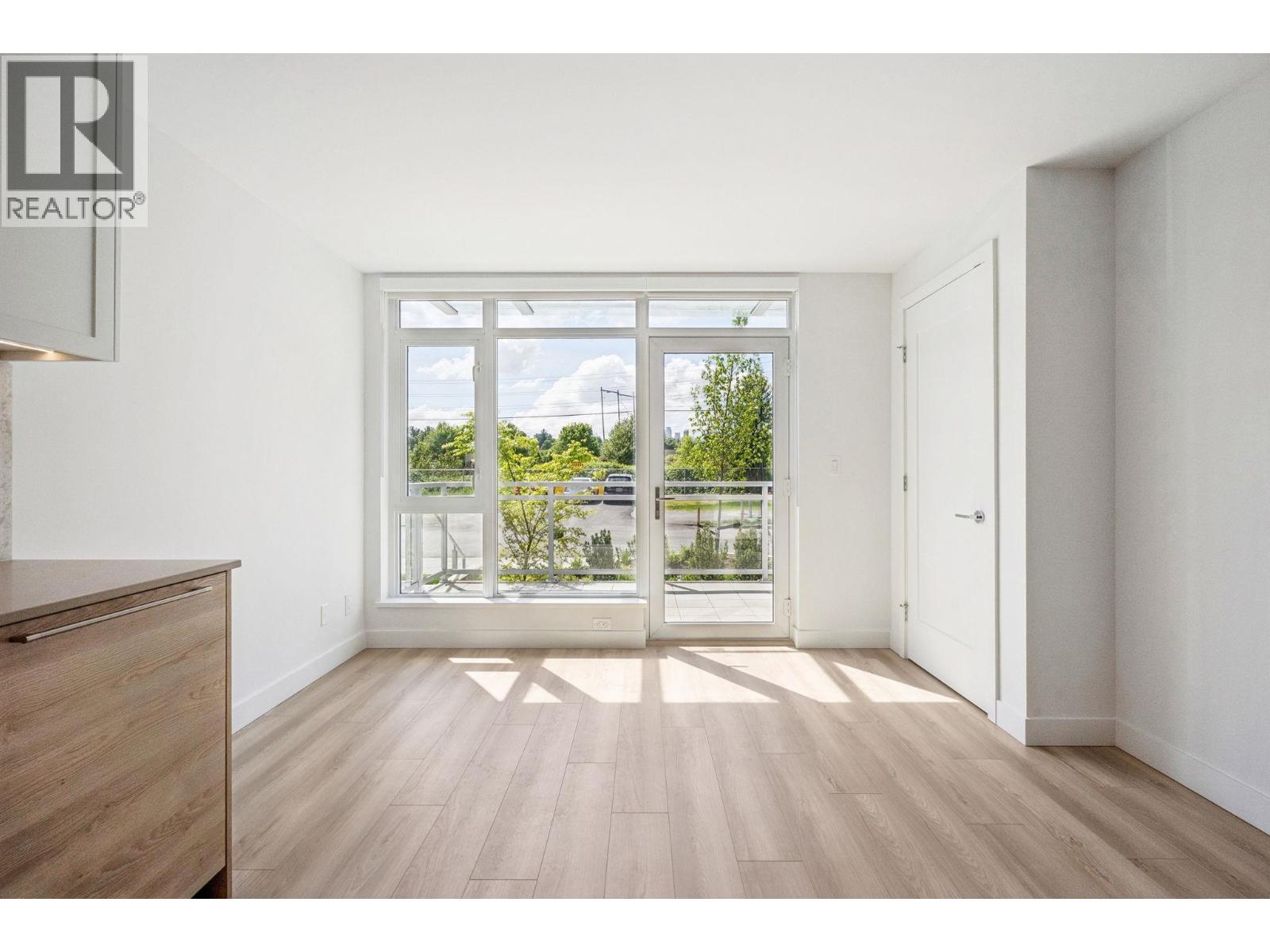 132 4665 Alaska Avenue, Burnaby, British Columbia  V5C 0P7 - Photo 5 - R3128253