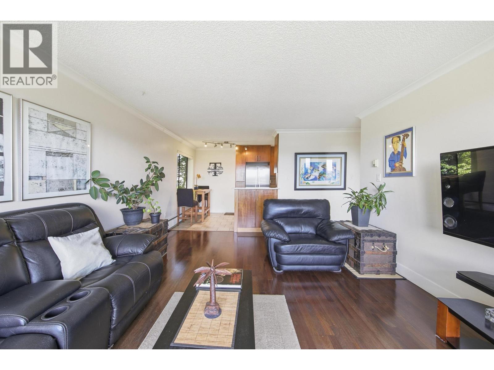 222 340 W 3rd Street, North Vancouver, British Columbia V7M 1G4 - Photo 10 - R3128269