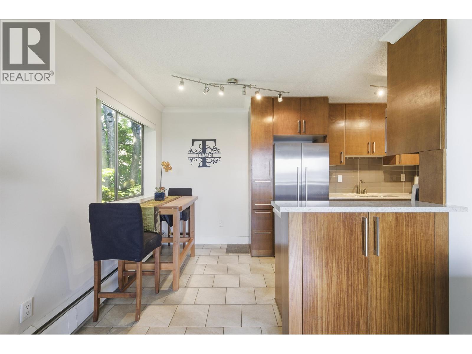 222 340 W 3rd Street, North Vancouver, British Columbia V7M 1G4 - Photo 5 - R3128269