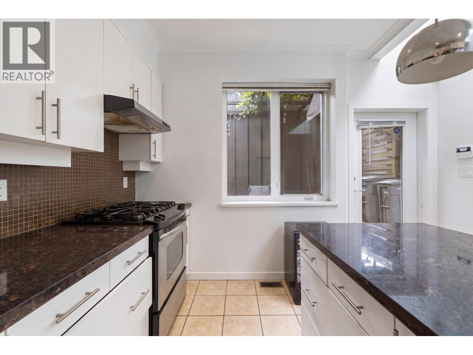 508 E 7th Avenue, Vancouver, British Columbia V5T 1N7 - Photo 11 - R3128293