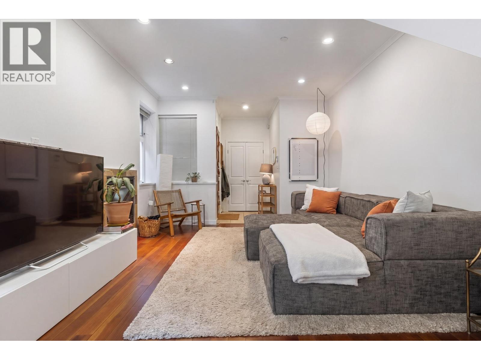 508 E 7th Avenue, Vancouver, British Columbia V5T 1N7 - Photo 4 - R3128293