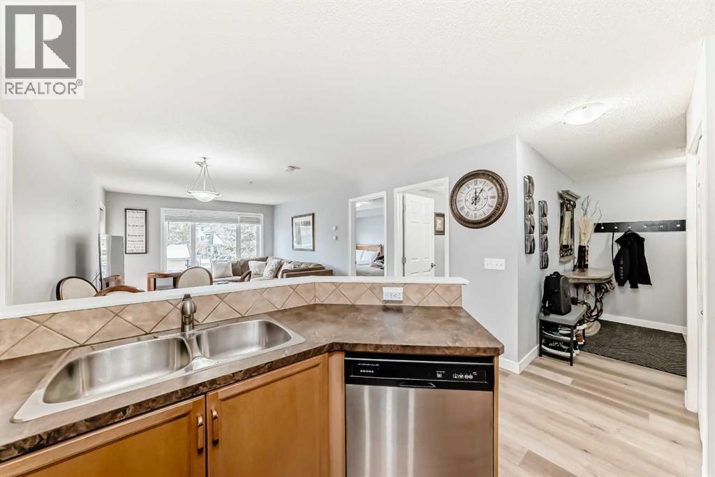 2215, 5200 44 Avenue NE, Calgary, Alberta  T1Y 7L4 - Photo 8 - A2282351