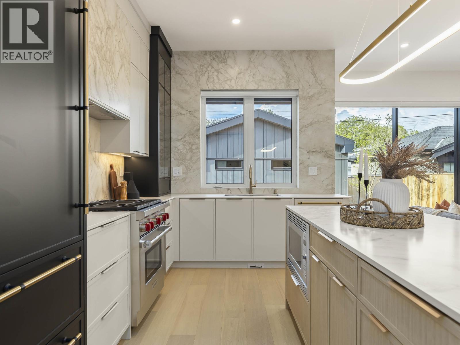 2 3255 W 13th Avenue, Vancouver, British Columbia  V6K 2V6 - Photo 6 - R3127477