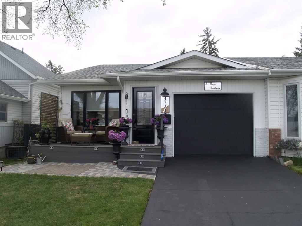 4731 49a Avenue, Lacombe, Alberta  T4L 1N4 - Photo 2 - A2314831