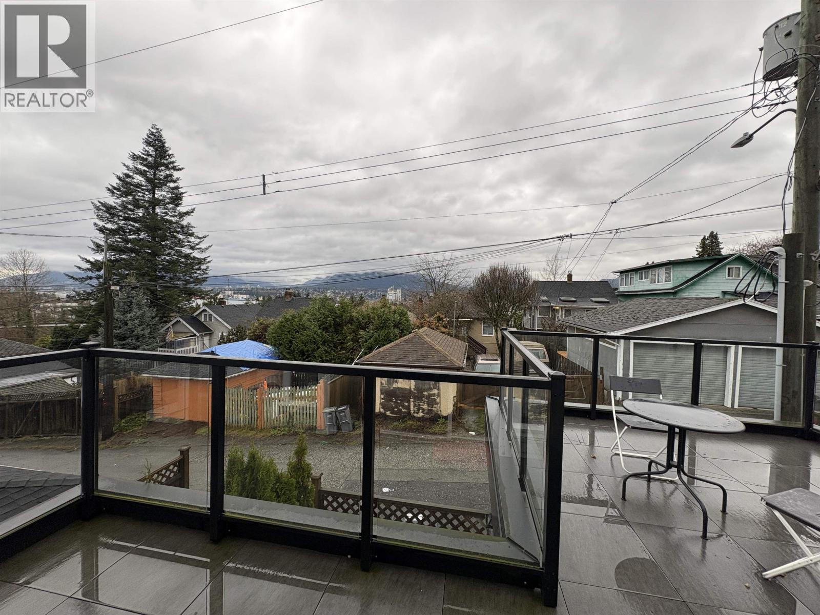 3429 Dundas Street, Vancouver, British Columbia  V5K 1R9 - Photo 5 - R3128247