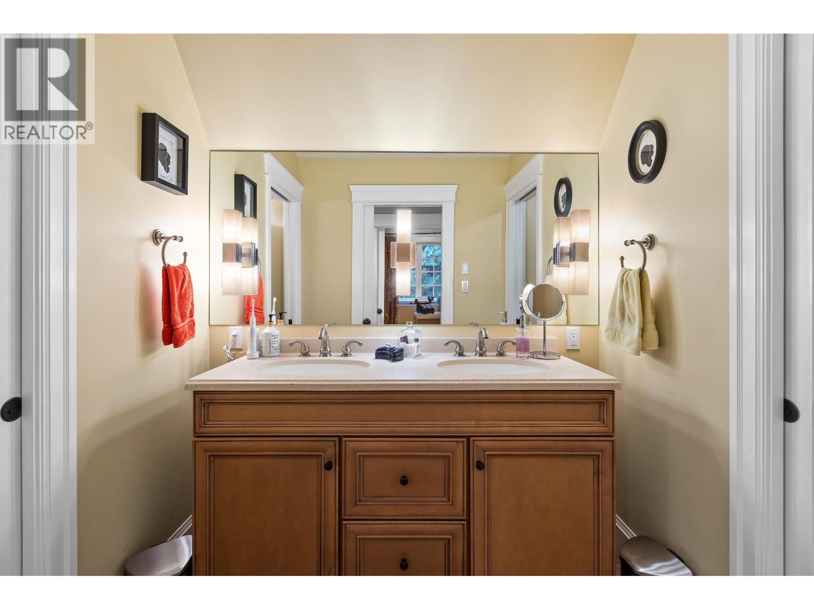 744 Austin Avenue, Coquitlam, British Columbia  V3K 3N1 - Photo 21 - R3128276