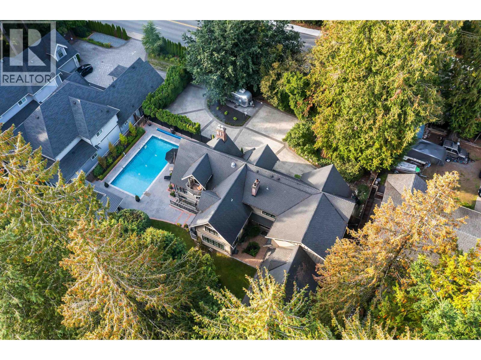 744 Austin Avenue, Coquitlam, British Columbia  V3K 3N1 - Photo 36 - R3128276