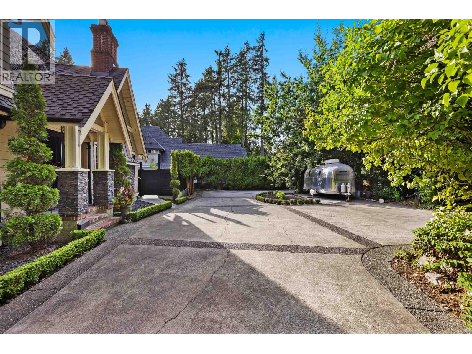 744 Austin Avenue, Coquitlam, British Columbia  V3K 3N1 - Photo 39 - R3128276
