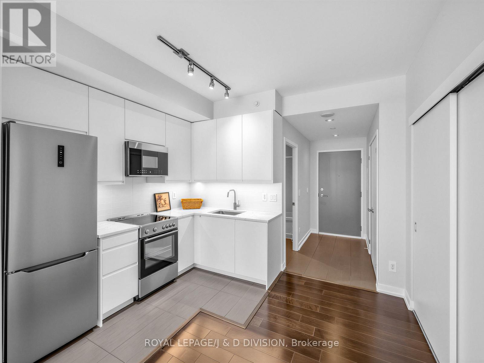 1008 - 170 Fort York Boulevard, Toronto, Ontario  M5V 0E6 - Photo 8 - C13177424