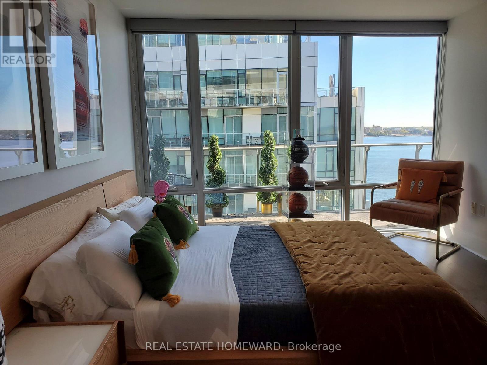 1015 - 29 Queens Quay E, Toronto, Ontario  M5E 0A4 - Photo 20 - C13177492