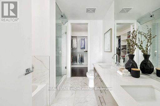 1015 - 29 Queens Quay E, Toronto, Ontario  M5E 0A4 - Photo 24 - C13177492