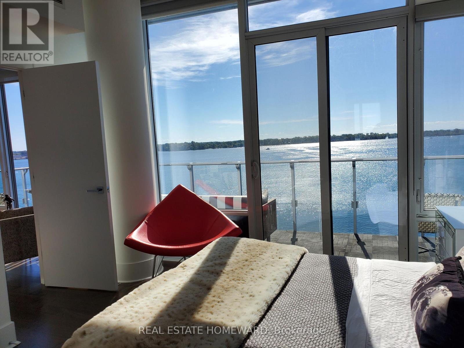 1015 - 29 Queens Quay E, Toronto, Ontario  M5E 0A4 - Photo 29 - C13177492