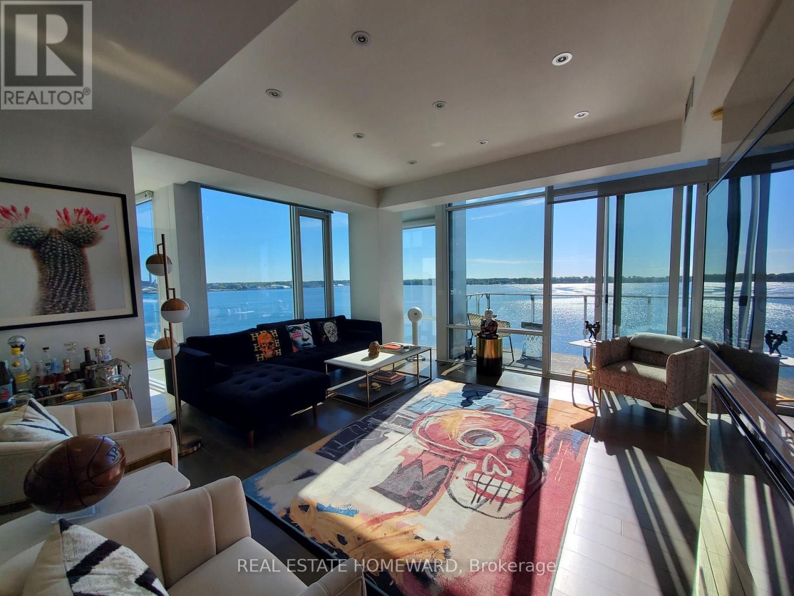 1015 - 29 Queens Quay E, Toronto, Ontario  M5E 0A4 - Photo 5 - C13177492