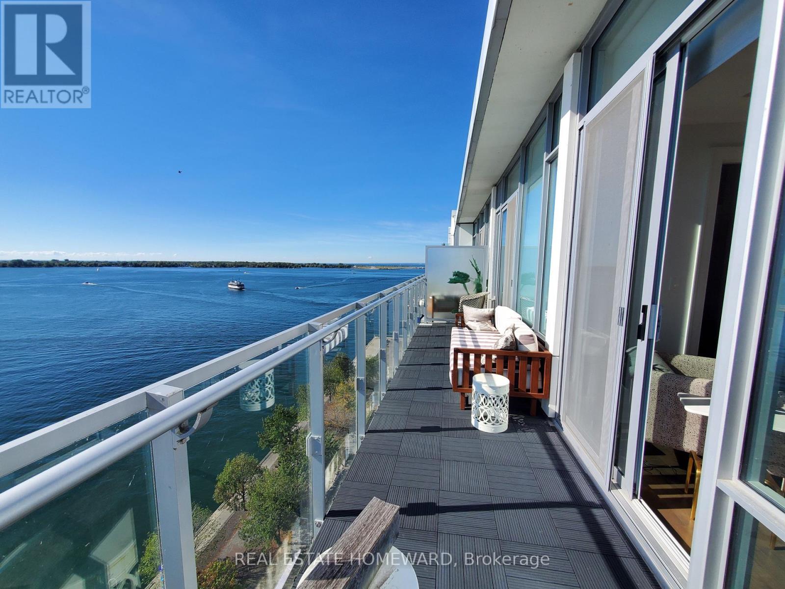 1015 - 29 Queens Quay E, Toronto, Ontario  M5E 0A4 - Photo 7 - C13177492