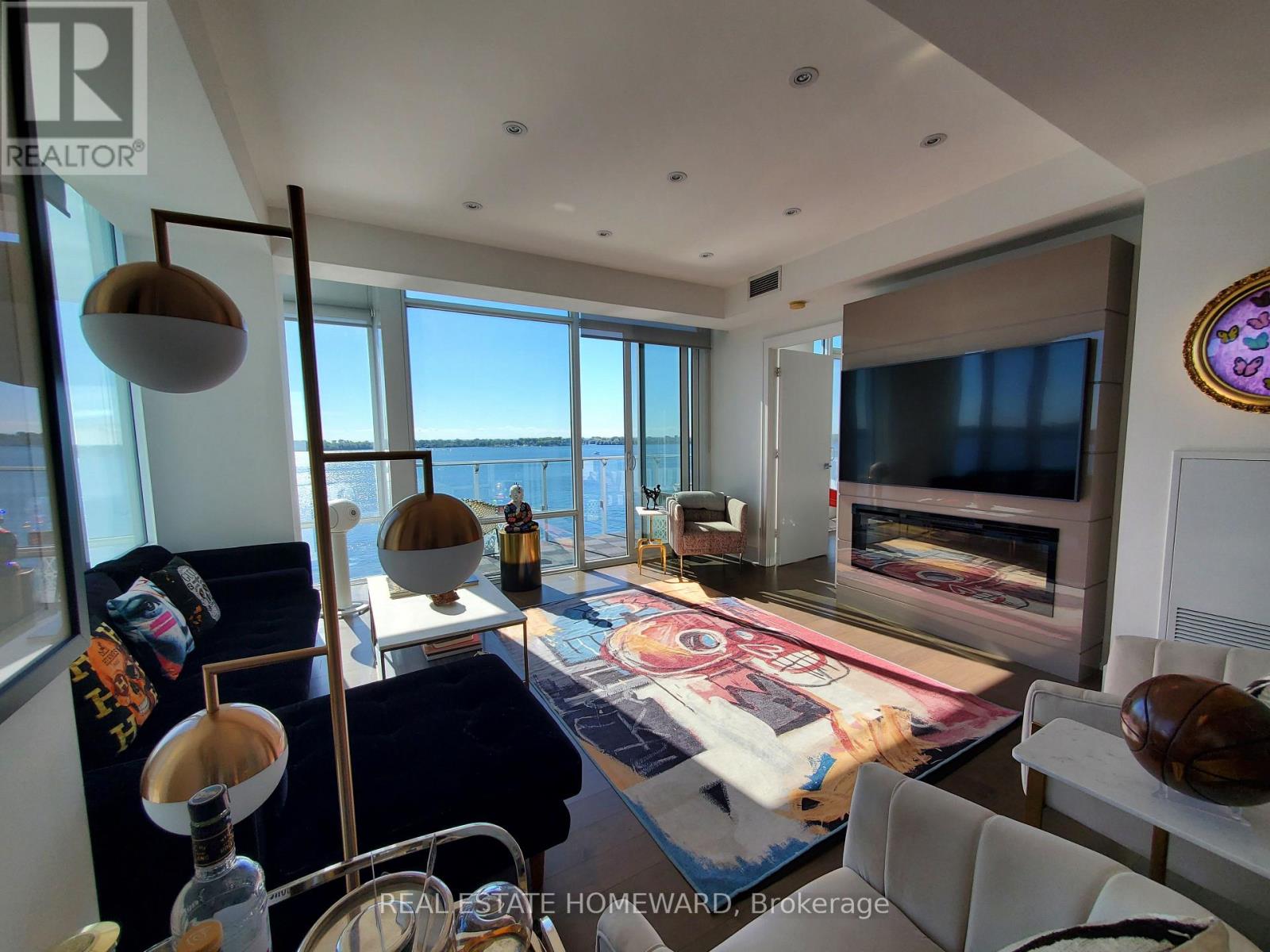 1015 - 29 Queens Quay E, Toronto, Ontario  M5E 0A4 - Photo 8 - C13177492