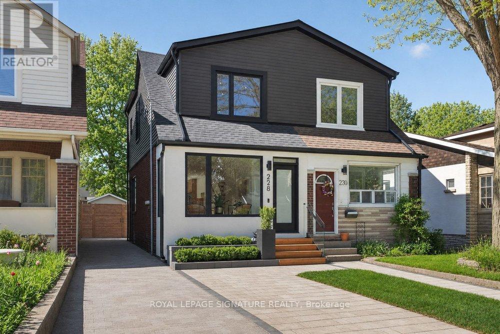 <div class="slider-price">$1,099,000</div><p>228 Queensdale Avenue, Toronto, Ontario</p>