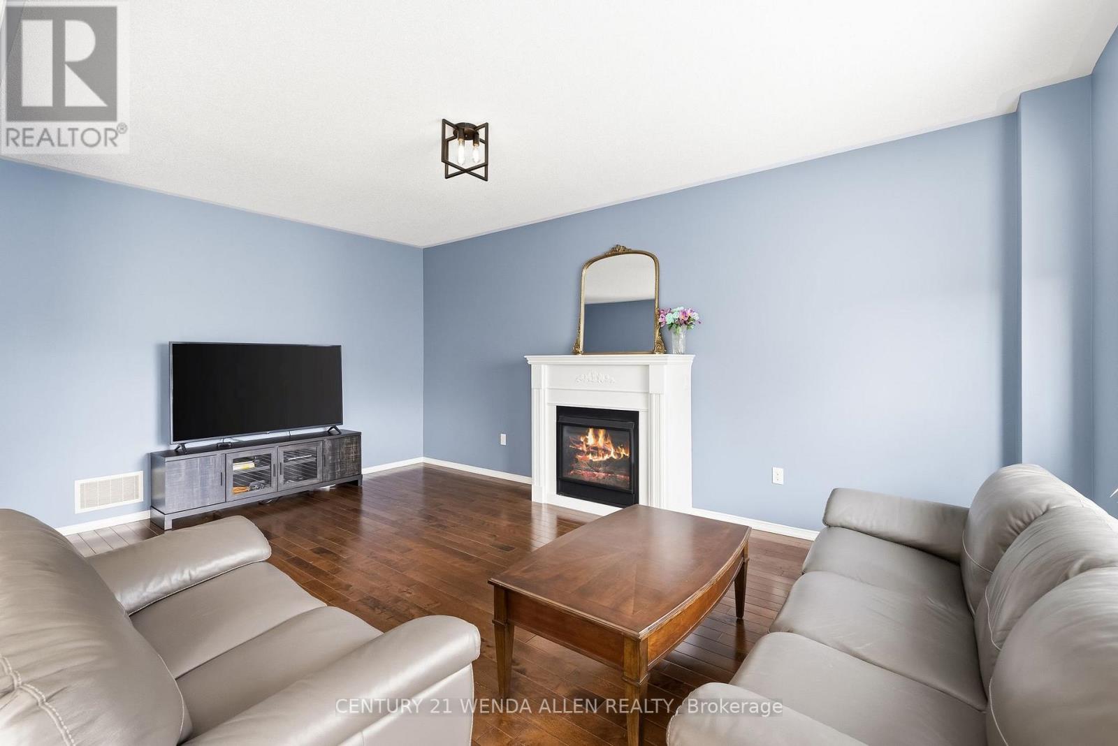1965 Kurelo Drive, Oshawa, Ontario  L1K 0W8 - Photo 8 - E13069814