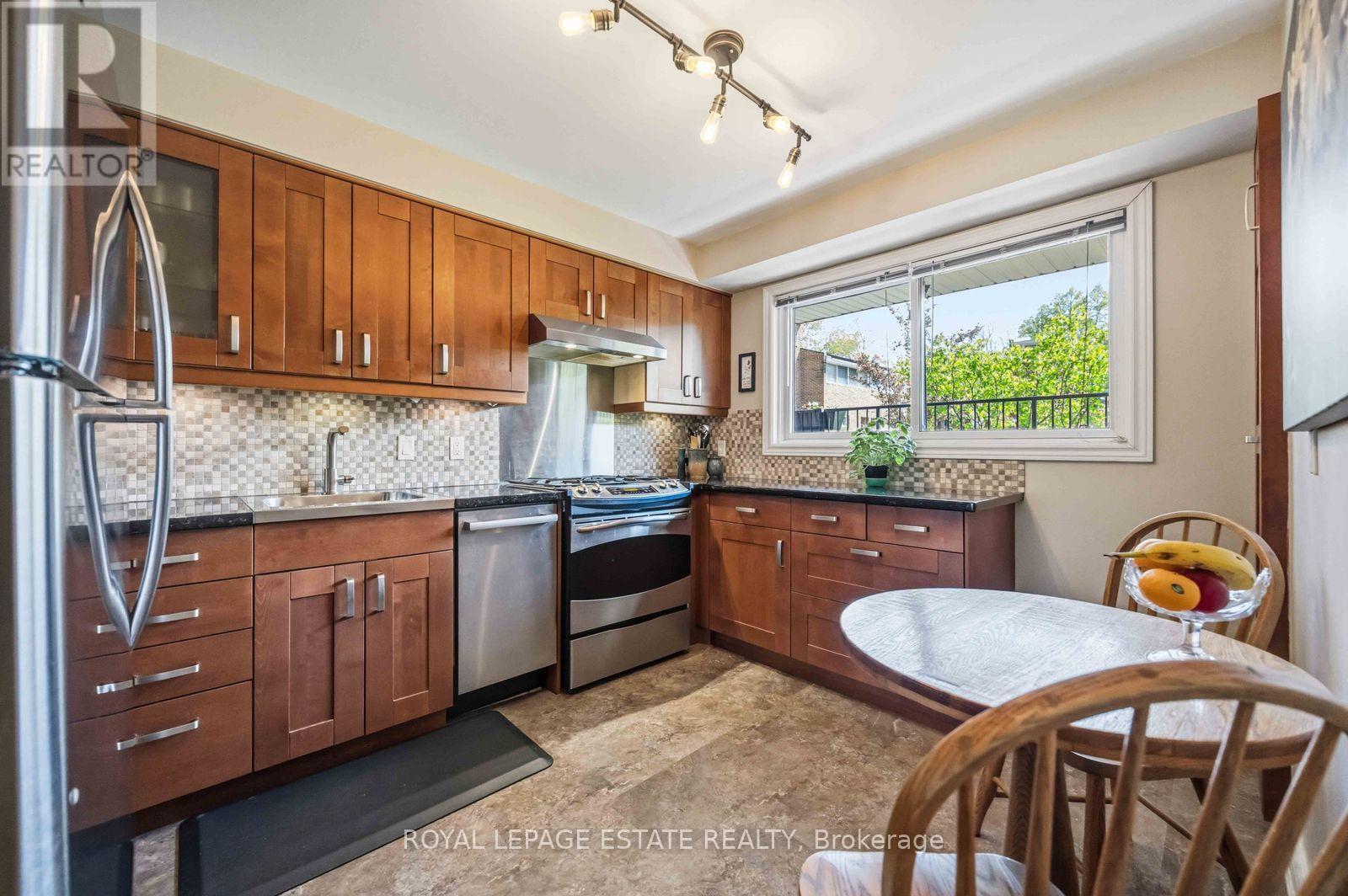123 - 90 Edgewood Avenue, Toronto, Ontario  M4L 3H1 - Photo 7 - E13177440