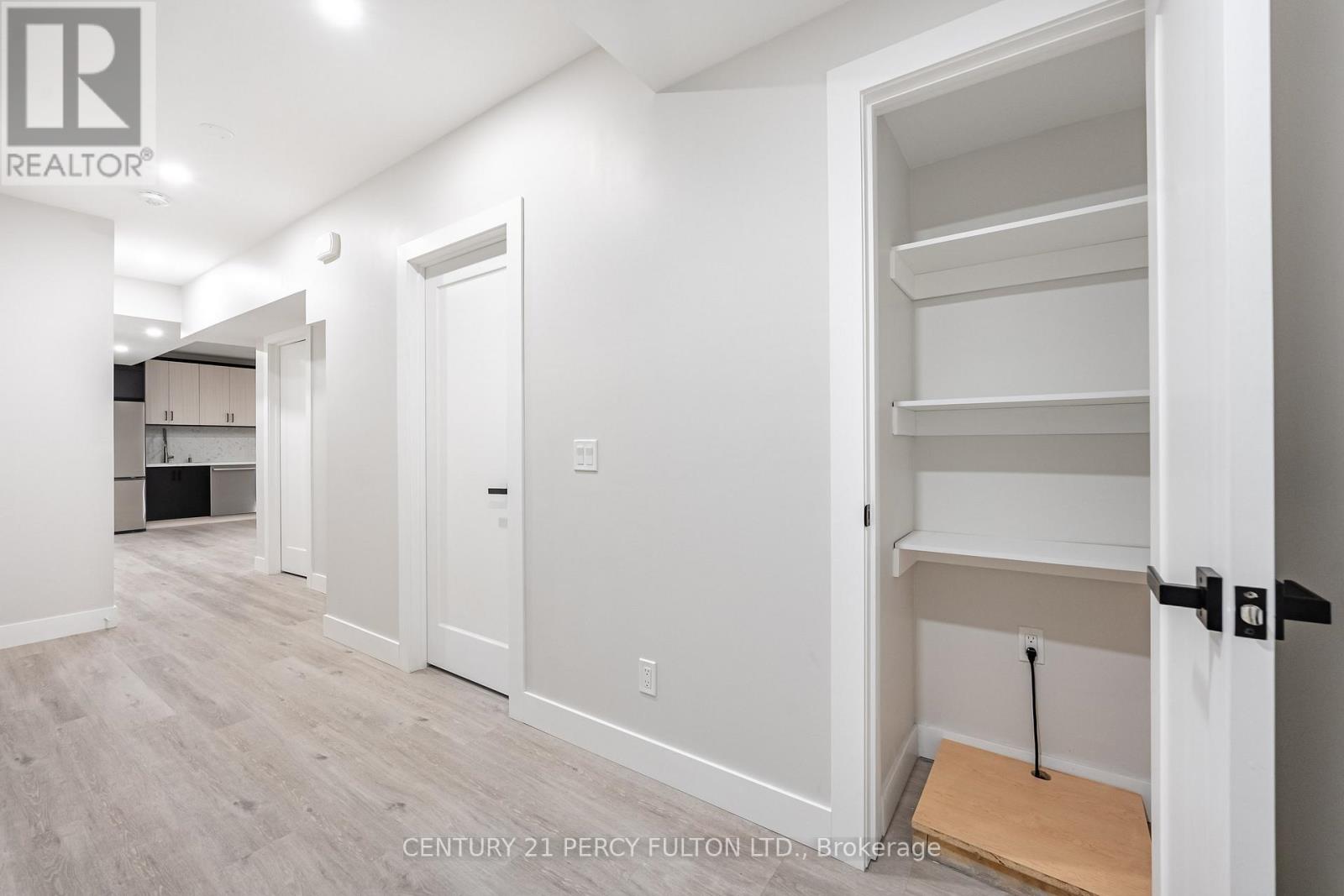 13 Mckayfield Road, Toronto, Ontario  M4J 3V5 - Photo 12 - E13177478