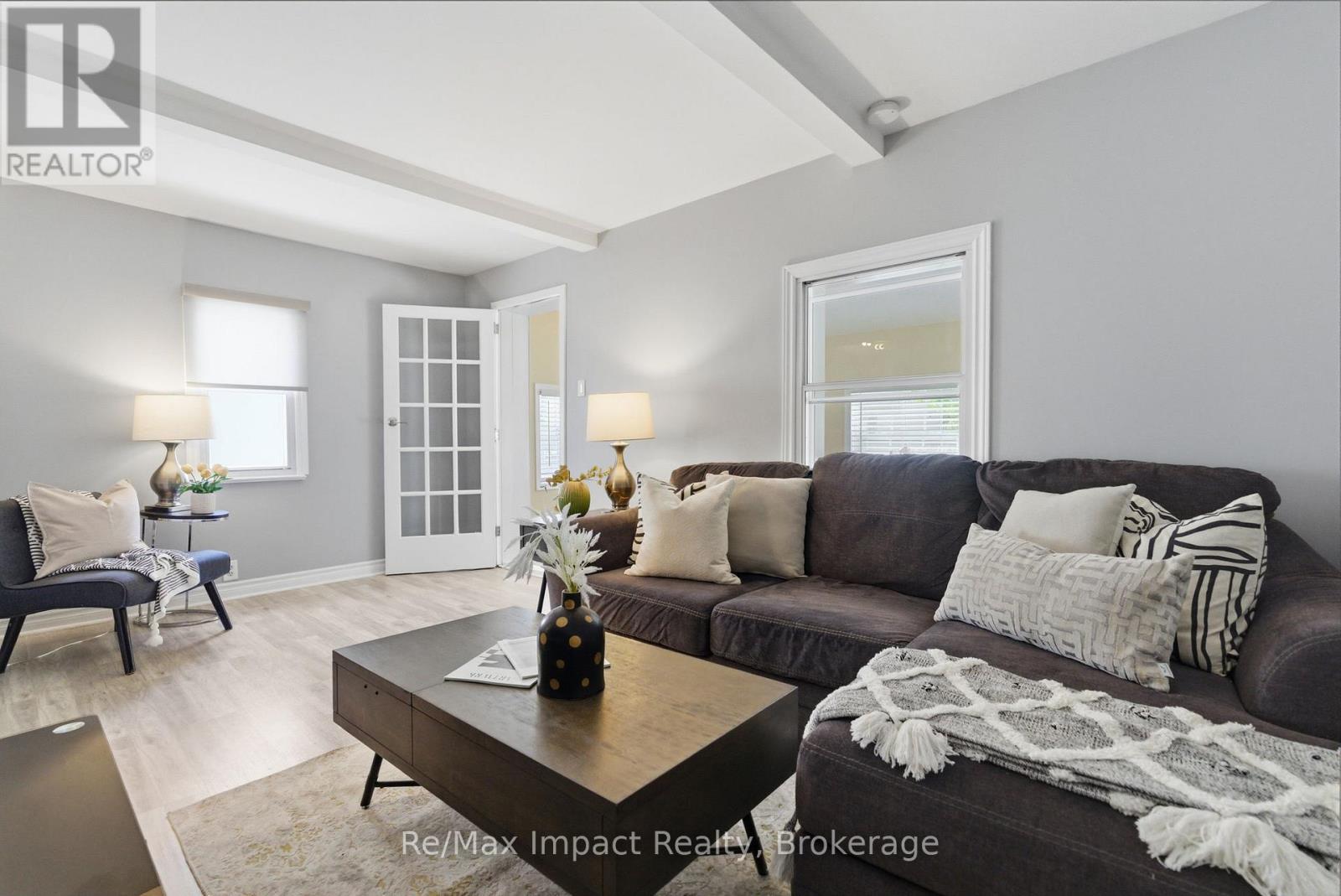 239 Verdun Road, Oshawa, Ontario  L1H 5T1 - Photo 7 - E13177612