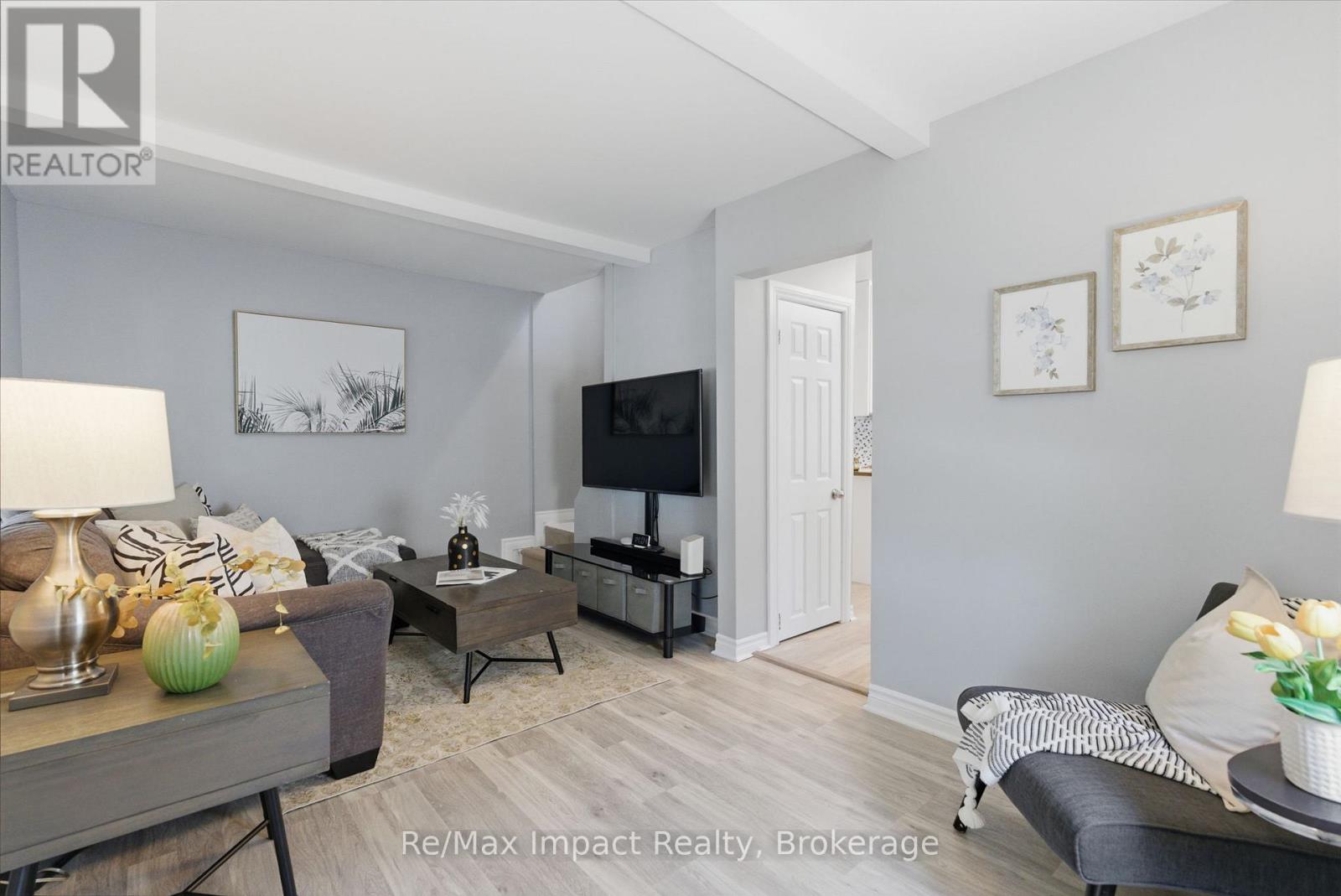 239 Verdun Road, Oshawa, Ontario  L1H 5T1 - Photo 8 - E13177612