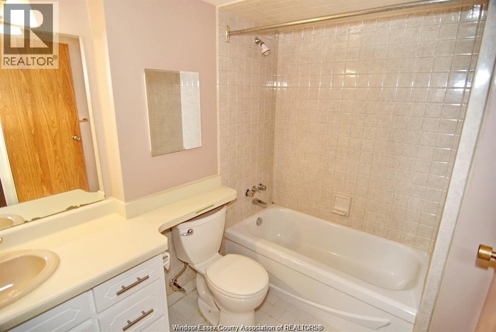 380 Pelissier Unit# 904, Windsor, Ontario  N9A 6V7 - Photo 13 - 26012174