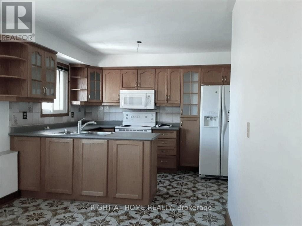 170 Glen Shields Avenue, Vaughan, Ontario  L4K 1E6 - Photo 15 - N13171874