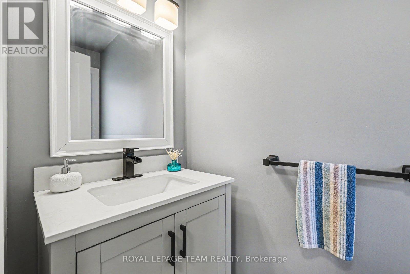 495 Edgeworth Avenue, Ottawa, Ontario  K2B 5L2 - Photo 12 - X13177498