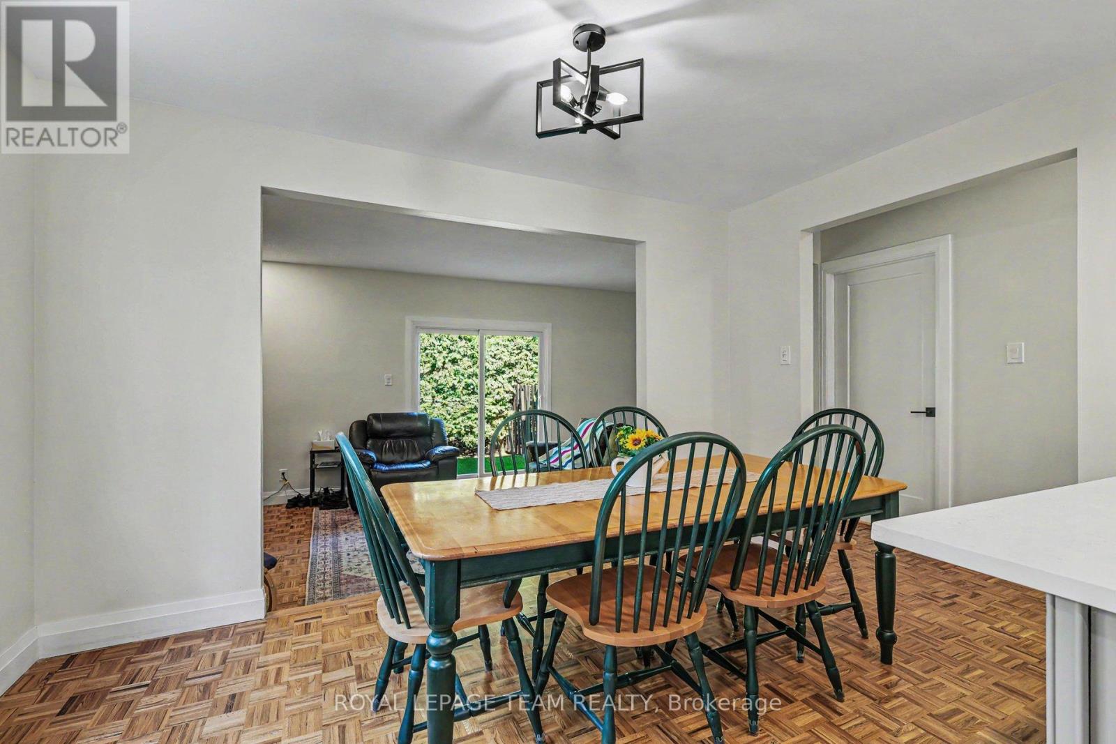 495 Edgeworth Avenue, Ottawa, Ontario  K2B 5L2 - Photo 9 - X13177498