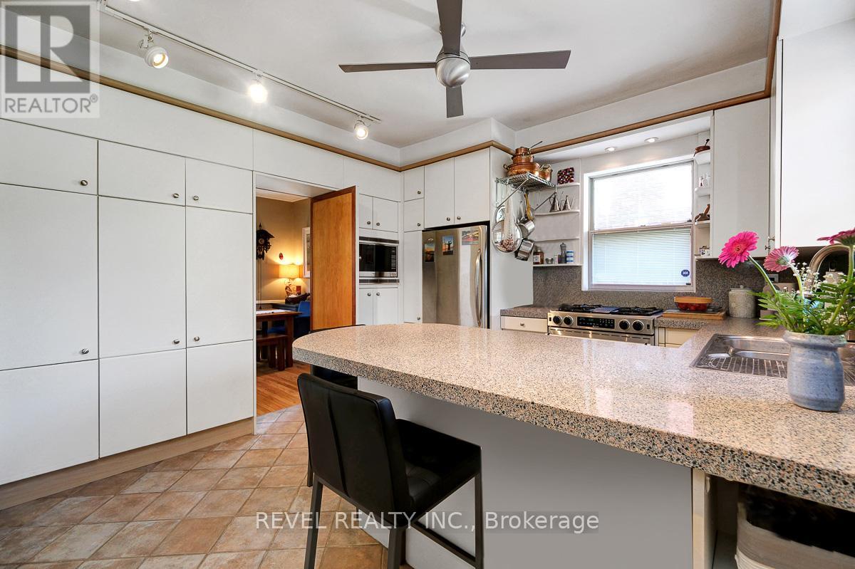 320 Clemow Avenue, Ottawa, Ontario  K1S 2B8 - Photo 15 - X13177678