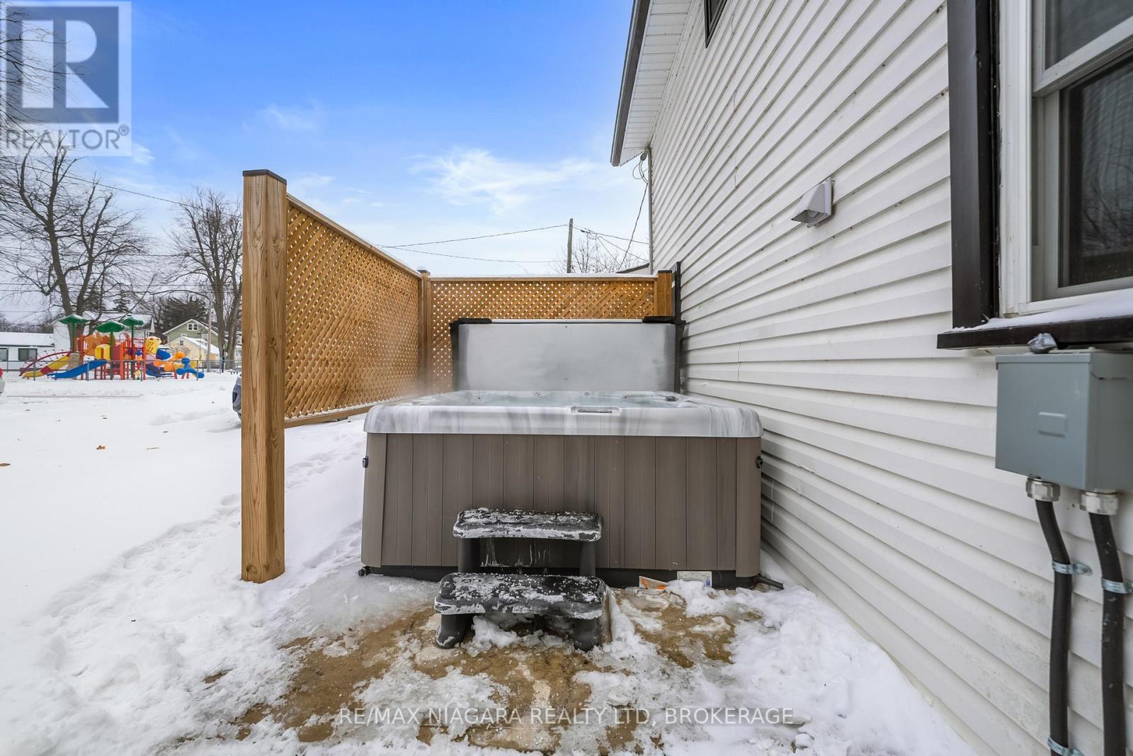 248 Lincoln Road W, Fort Erie, Ontario  L0S 1B0 - Photo 42 - X13177788