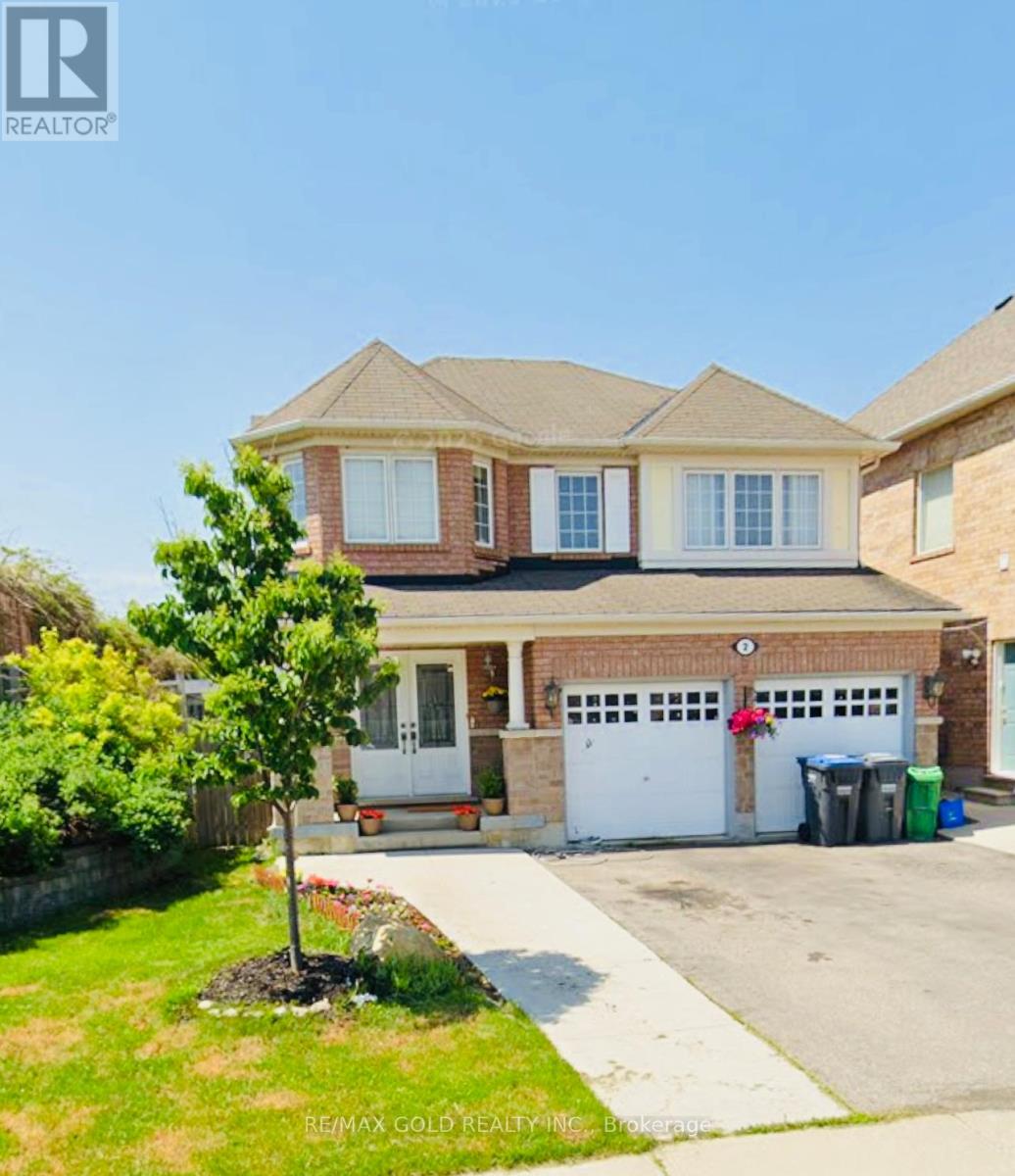 2 ZIMMER STREET, Brampton, Ontario