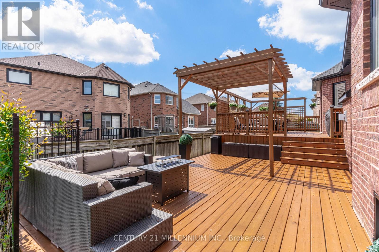 15 Bimmer Place, Brampton, Ontario  L7A 1J4 - Photo 45 - W13131632