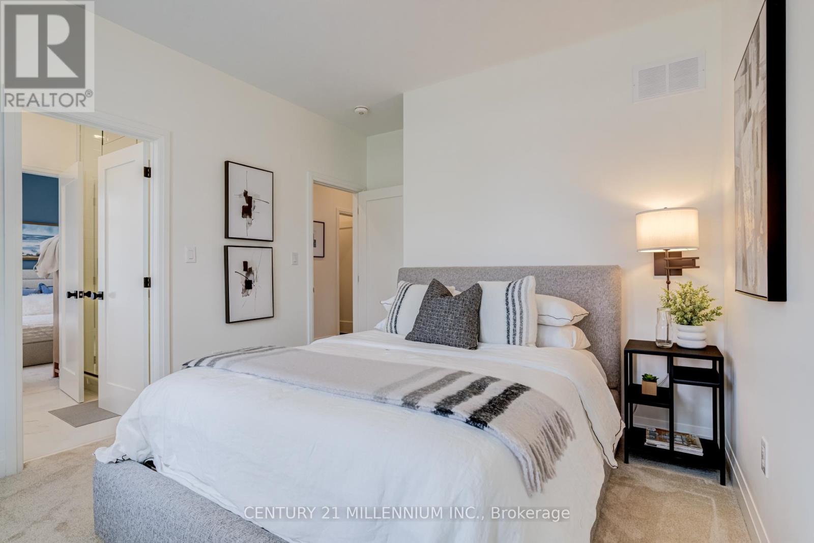 15 Bimmer Place, Brampton, Ontario  L7A 1J4 - Photo 28 - W13131632