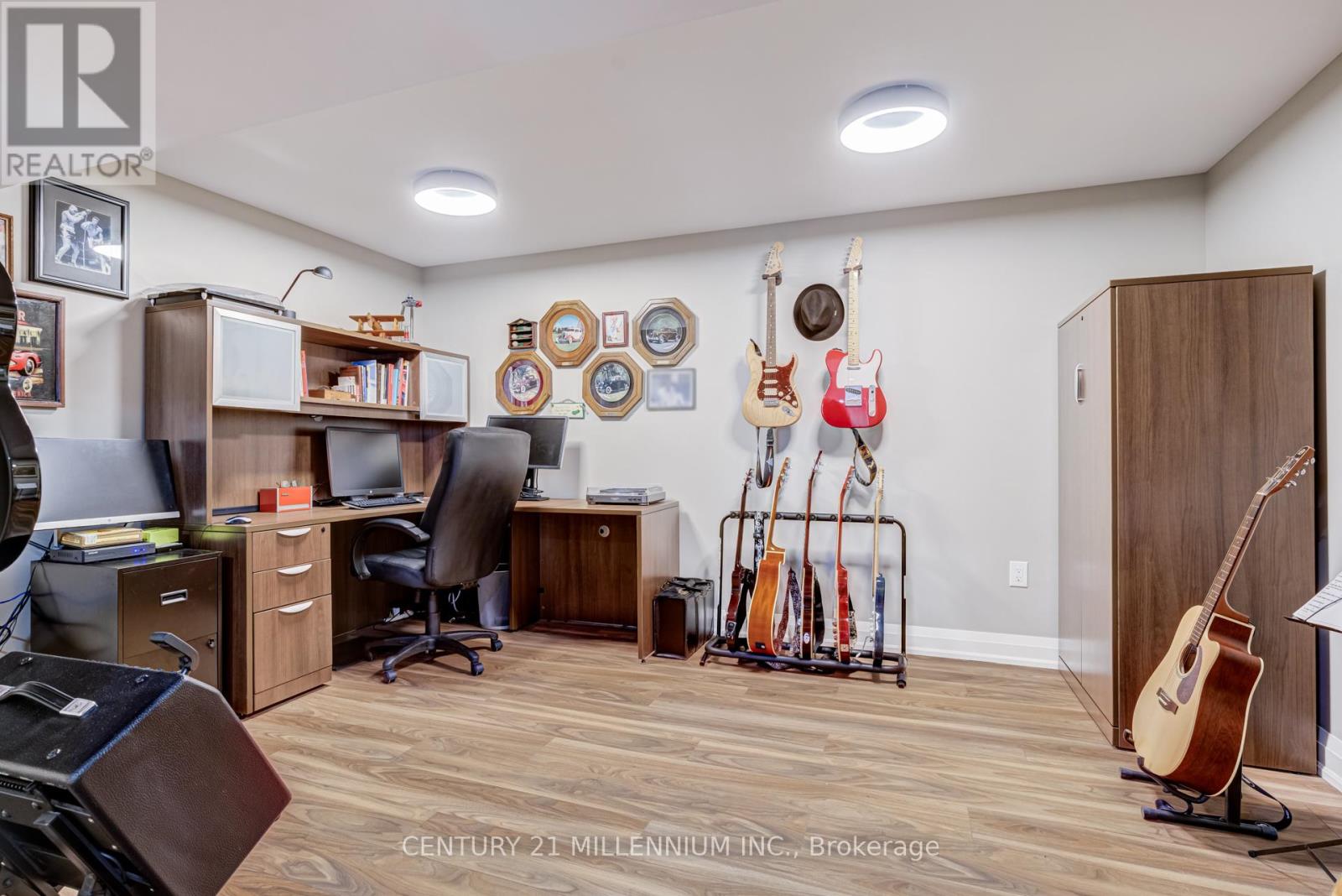 15 Bimmer Place, Brampton, Ontario  L7A 1J4 - Photo 40 - W13131632