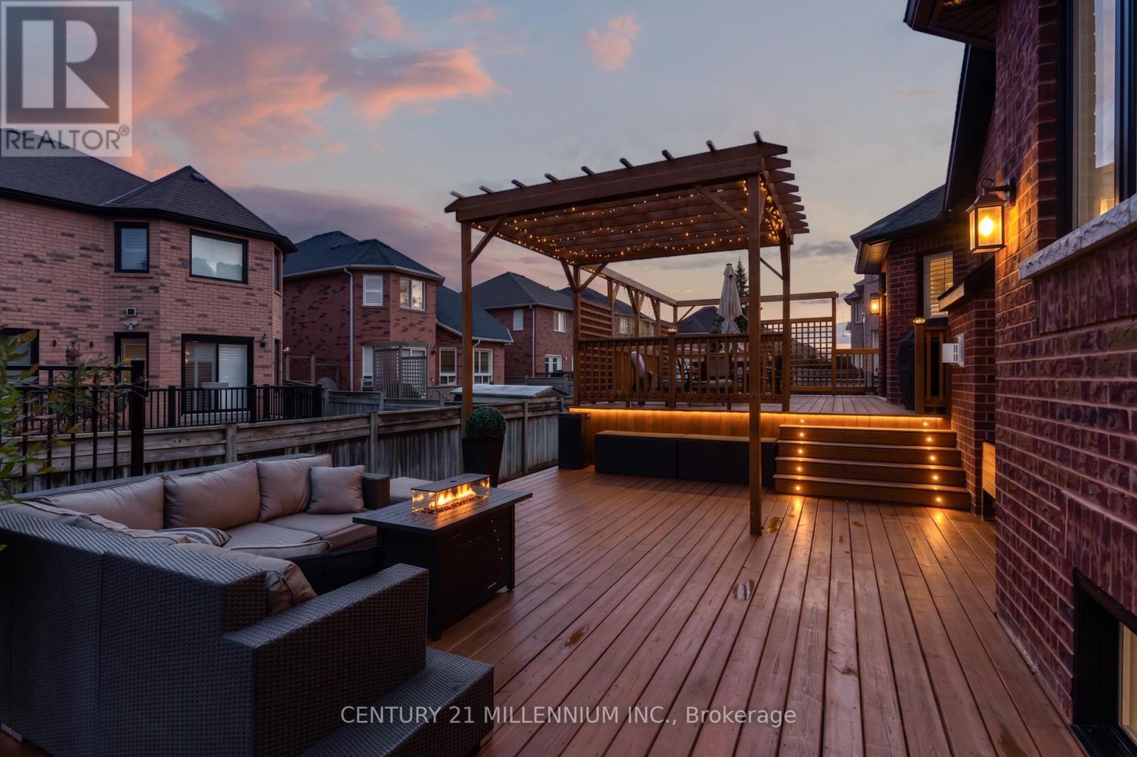 15 Bimmer Place, Brampton, Ontario  L7A 1J4 - Photo 46 - W13131632