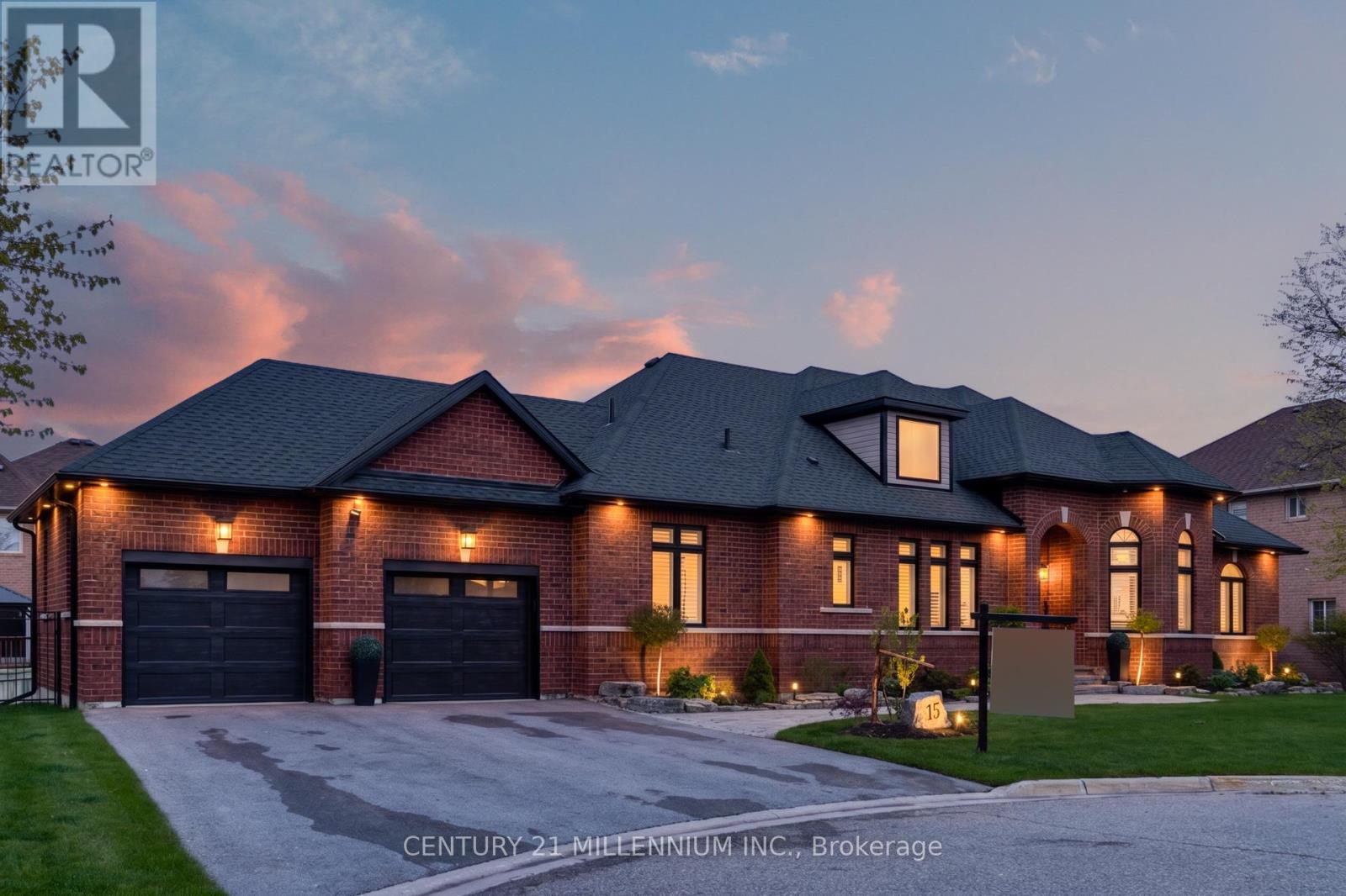 15 Bimmer Place, Brampton, Ontario  L7A 1J4 - Photo 6 - W13131632