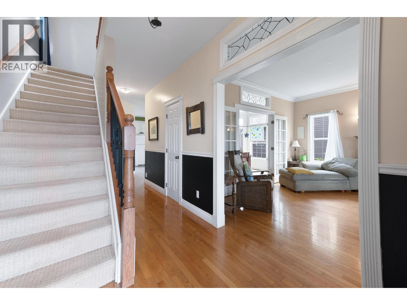 412 10th Avenue N, Creston, British Columbia V0B 1G4 - Photo 2 - 10388679