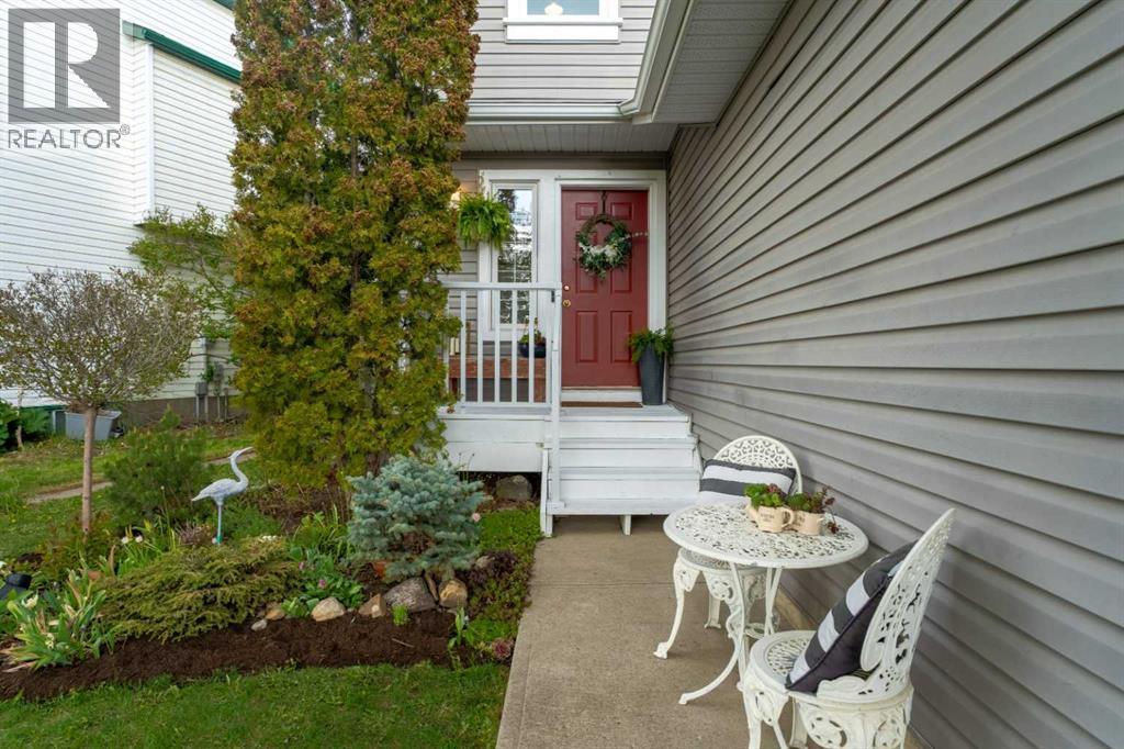 3 Big Springs Hill SE, Airdrie, Alberta  T4A 1N1 - Photo 3 - A2313162